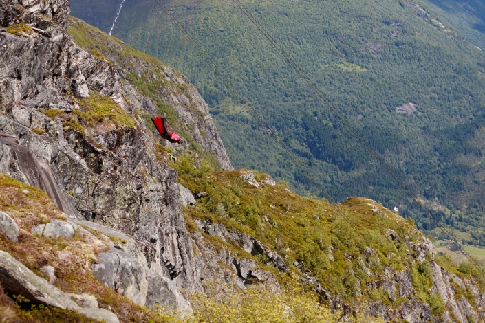 Base jump og fallskjermhopping i Loen, Vestlandet, Norge